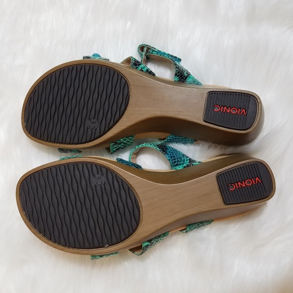 Vionic Dwyn Kitten Wedge Slides Sandals Snakeskin - Picture 6 of 7